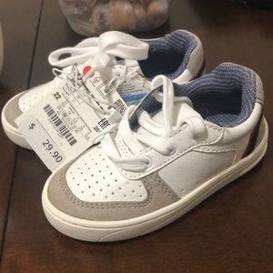 Zara Toddler sneaker size 22/6.5 US